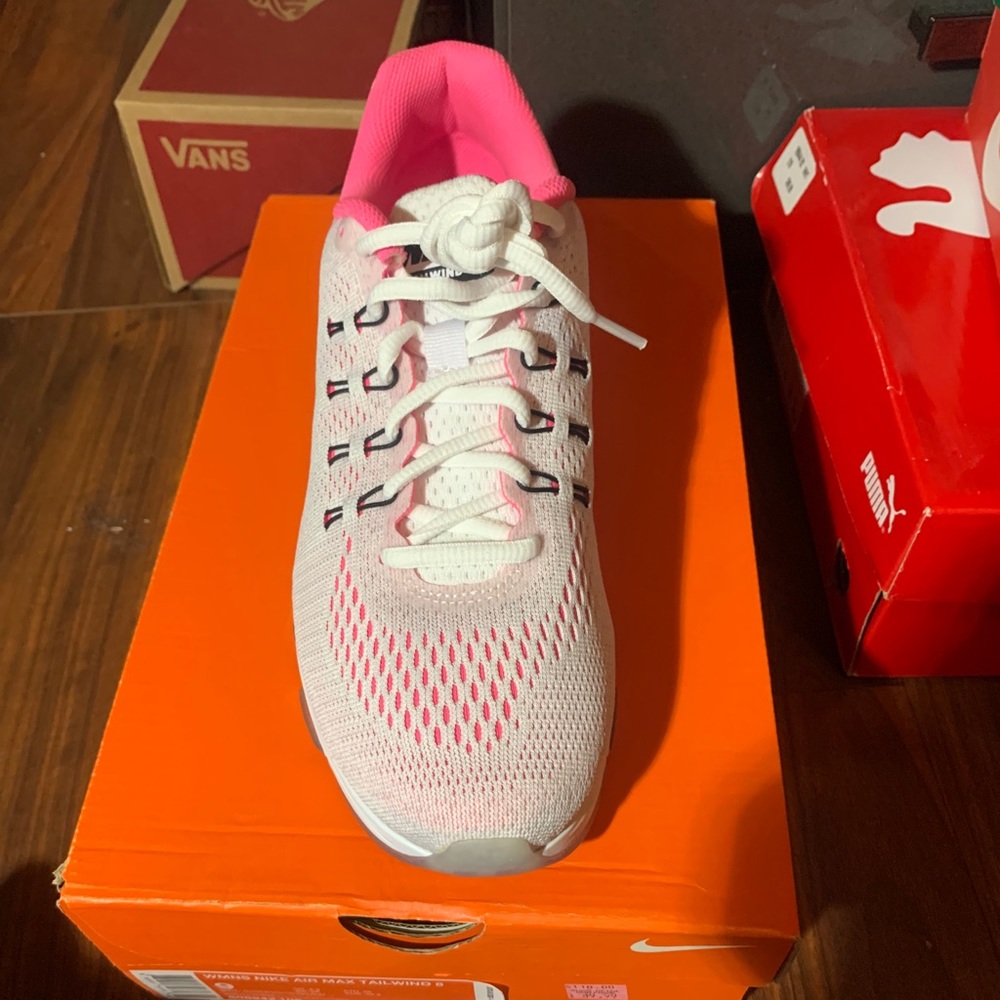 Pink and White Nike Women’s Air Max Tailwind 8